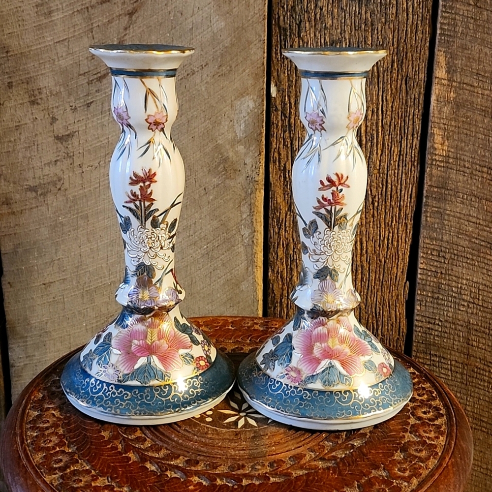 Vintage Asian style candle stick holder set
